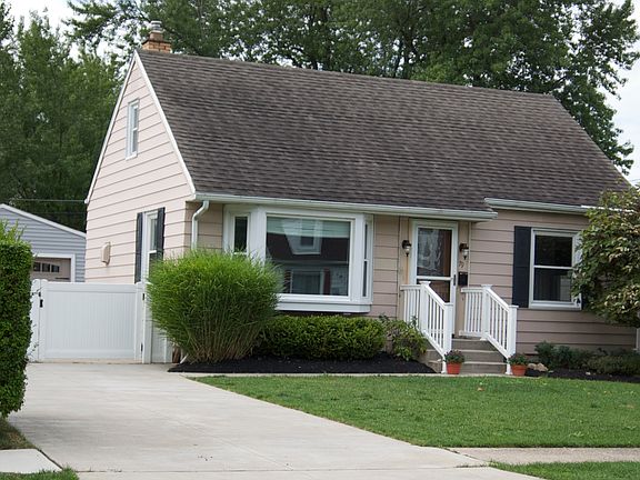 2nd image of 79 Beale Ave
