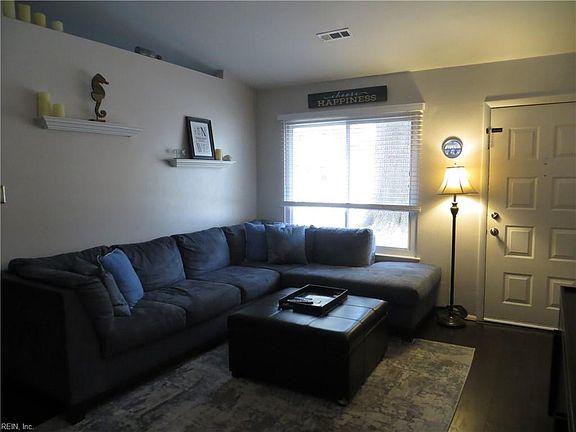 3rd image of 4368 Smokey Lake Dr