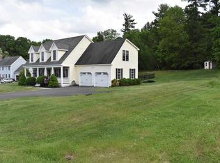 6 Stephen Dr, Stratham, NH 03885