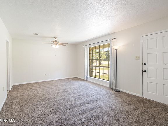 2nd image of 12517 Briarwood Dr W