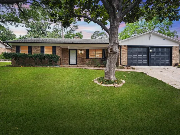 2208 Vail Ct, Arlington, TX 76012