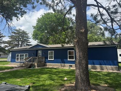 820 S Pine Ave Trailer 220, Hastings, NE, 68901