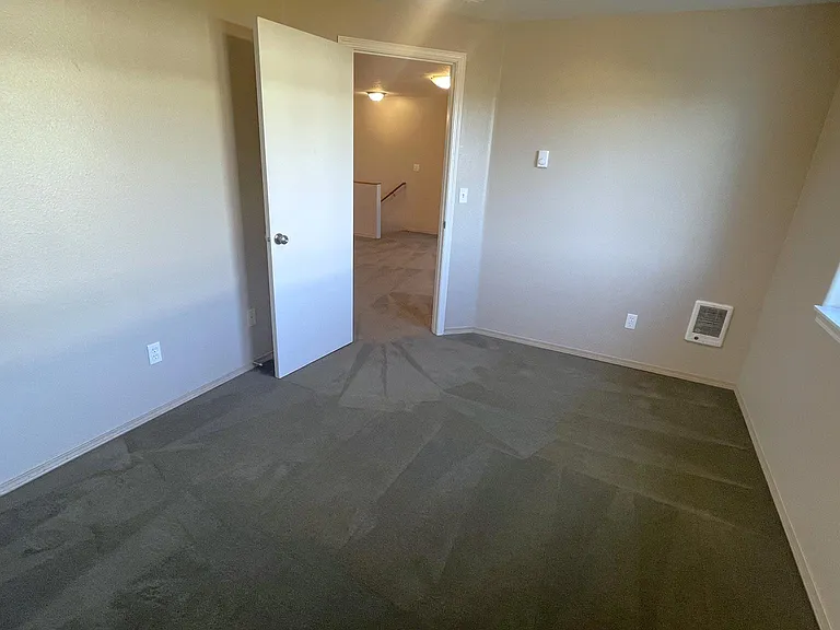 12003 SE Oak St #3 — Photo 9