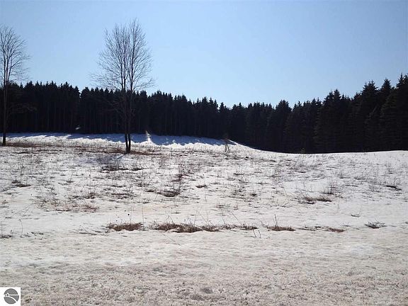 3rd image of 0 E 14th Rd