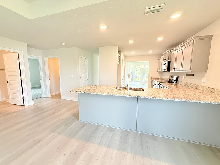 601 Sand Pine Dr — Photo 8
