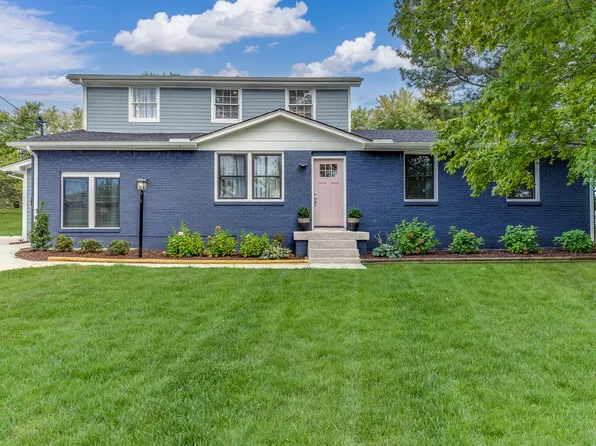 121 Dennis Rd, Hendersonville, TN 37075