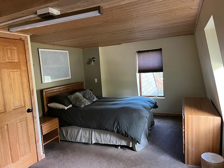 402 Wellington Rd — Photo 4