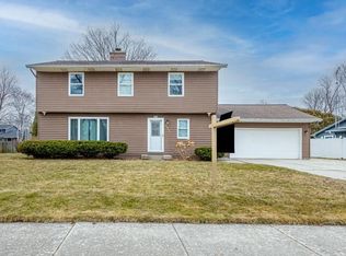 3712 High Cliff Ct, Sheboygan, WI 53083