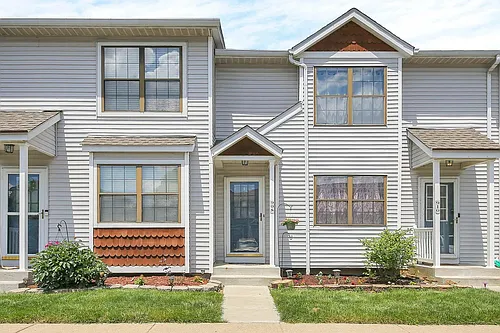 908 Charnwood Ln Photo 1