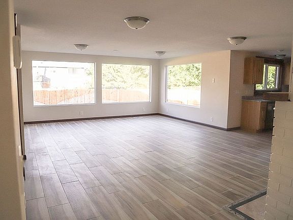 large family to Kitchen.