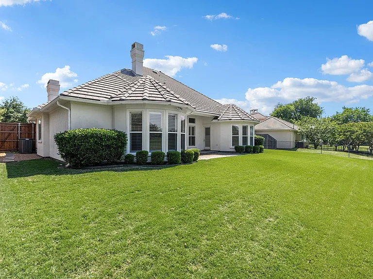 5113 Malvern Dr — Photo 23