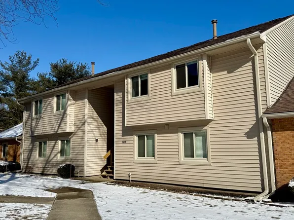 1619 Lyndhurst Dr APT E, Savoy, IL 61874