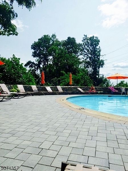 1st image of 8 Foxwood Dr APT C
