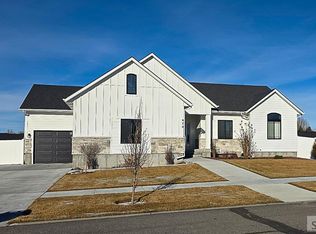 970 Pine Brook Ln, Rexburg, ID 83440