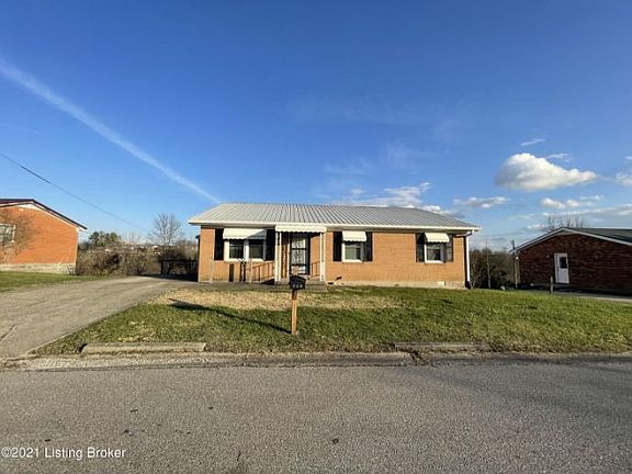 3rd image of 113 Robin Dr