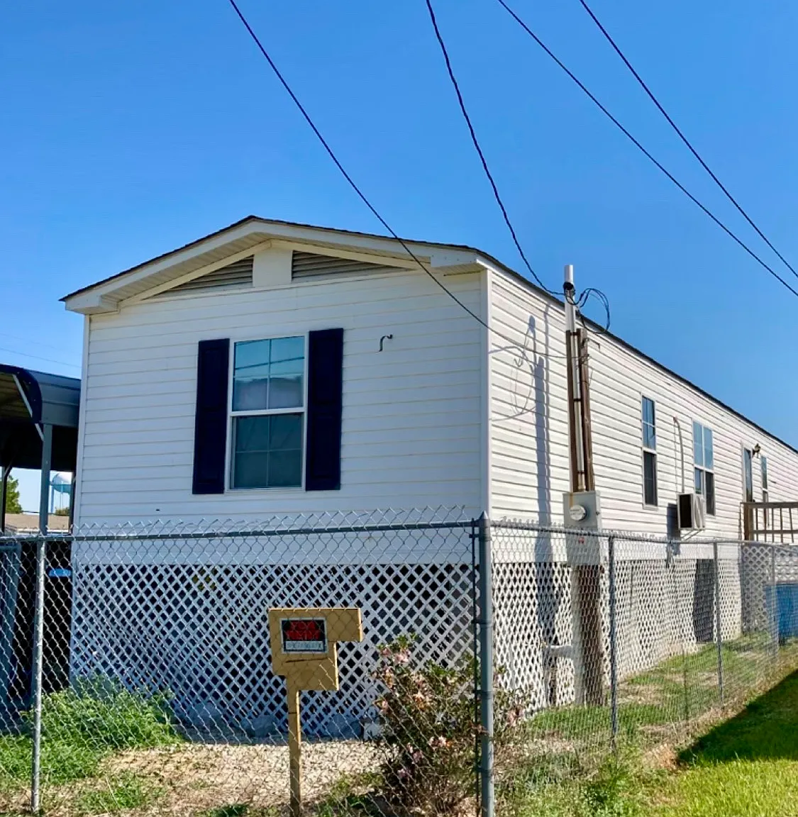 3 bed, 1216 sqft, $1,200 — Photo 1
