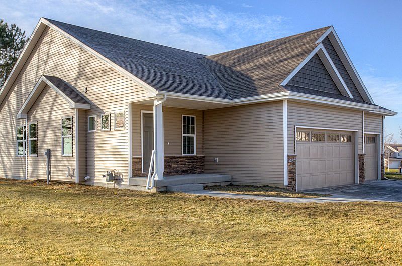 2nd image of 7426 Aspen Dr