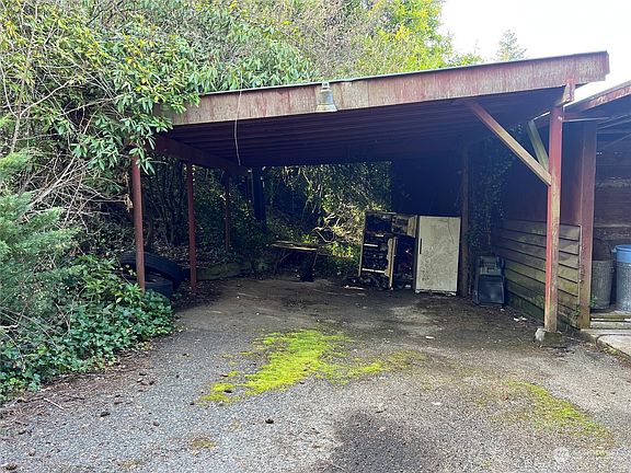 5th image of 2603 E Phinney Bay Drive