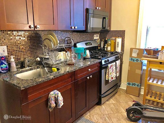3rd image of 1920 22nd Dr APT 1A