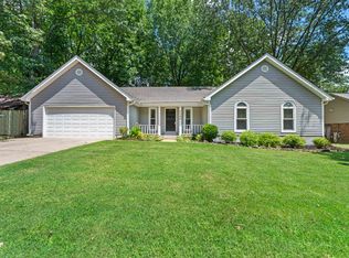 7140 Shadow Oaks Dr, Memphis, TN 38125