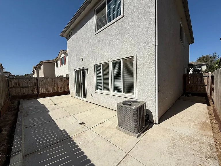 2720 Hawaiian Petrel Ave — Photo 37