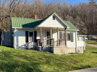 990 Lurich Rd, Narrows, VA 24124