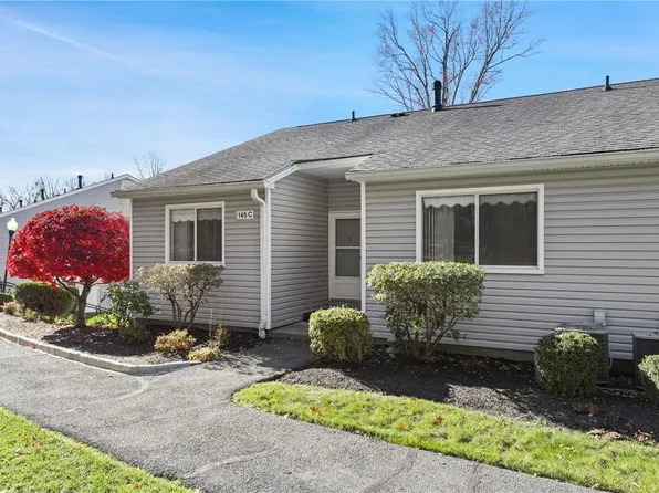 145 Flintlock Way #C, Yorktown Heights, NY 10598