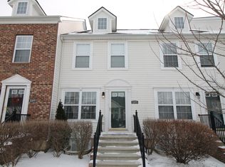 1185 Hollytree Ln, Columbus, OH 43081