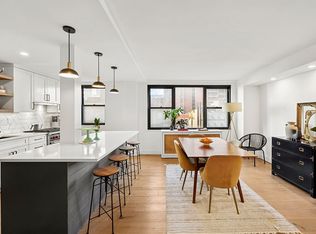 235 E 57th St APT 8F, New York, NY