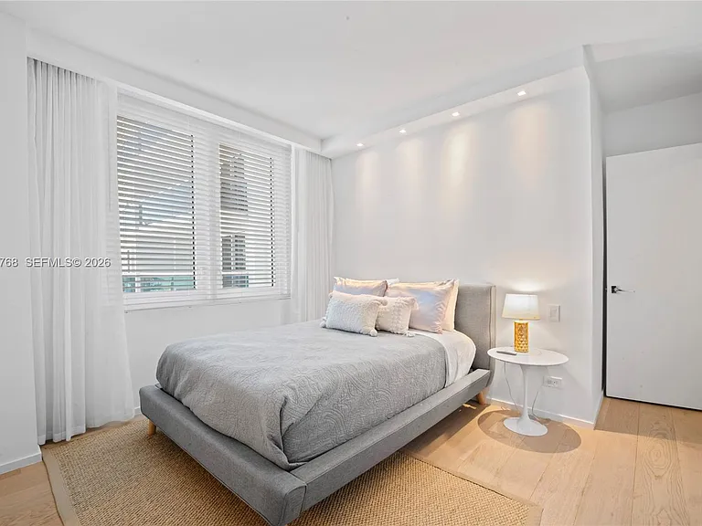 2301 Collins Ave #624 — Photo 12