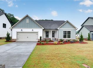 69 Stanley Dr, Winder, GA 30680