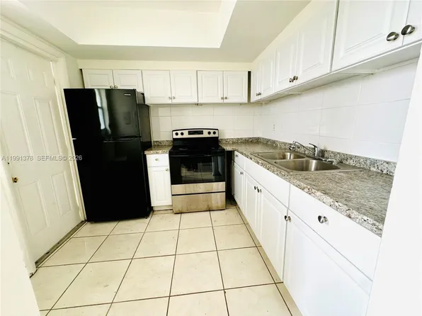 6740 Arbor Dr APT 204, Miramar, FL 33023