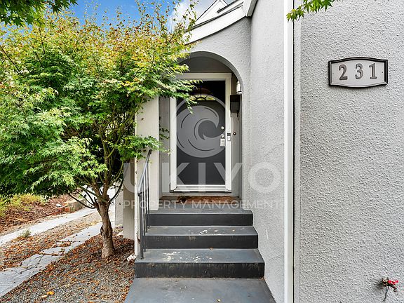 4th image of 231 Kenilworth Ave