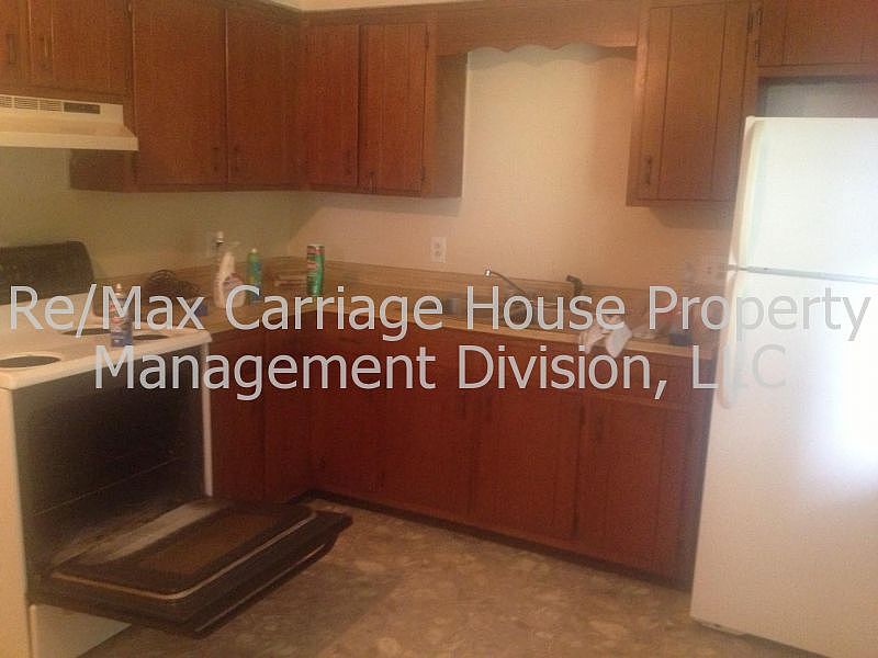 2nd image of 3532 Albee Dr