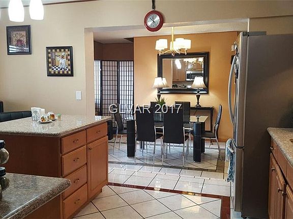 2nd image of 6224 Molino St
