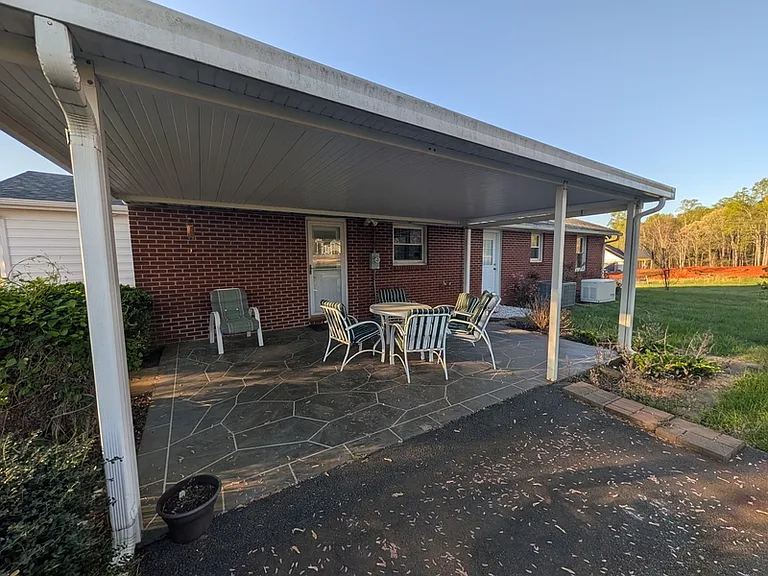 6138 Village Hwy — Photo 14