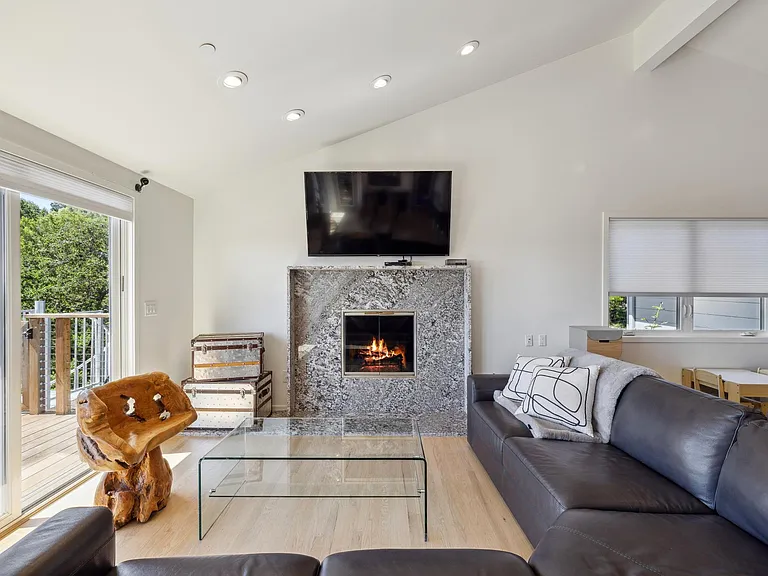 Living, fireplace, upper deck