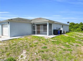 1132/1134 Ichabod Ave, Lehigh Acres, FL 33973