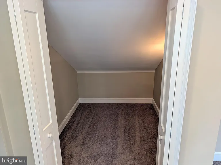 25 Jones Ave #2 — Photo 11