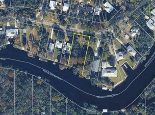 5321 Riverside Dr, Yankeetown, FL 34498