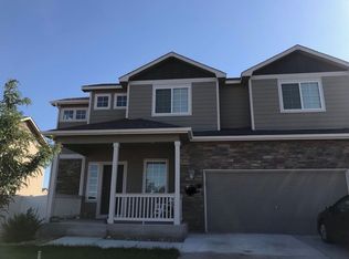 823 Lakebrook Ct, Windsor, CO 80550