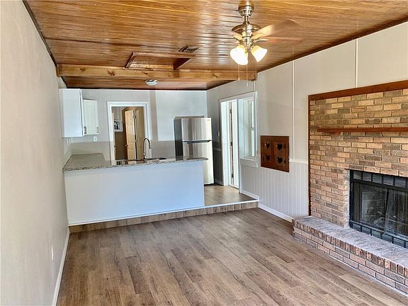 5th image of 58 Magnolia Dr #1