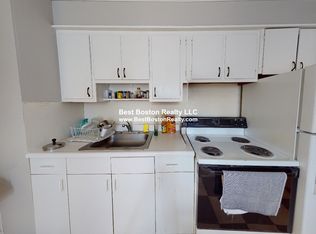 8A Forest St APT 2L, Cambridge, MA 02140