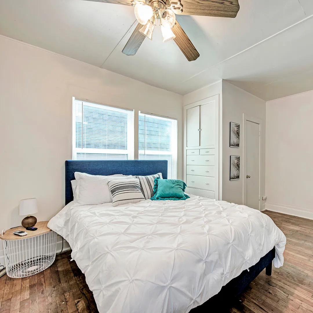 Charming Fully Furnished Studio in the Heart of UT Campus $1,600/Month — Photo 1