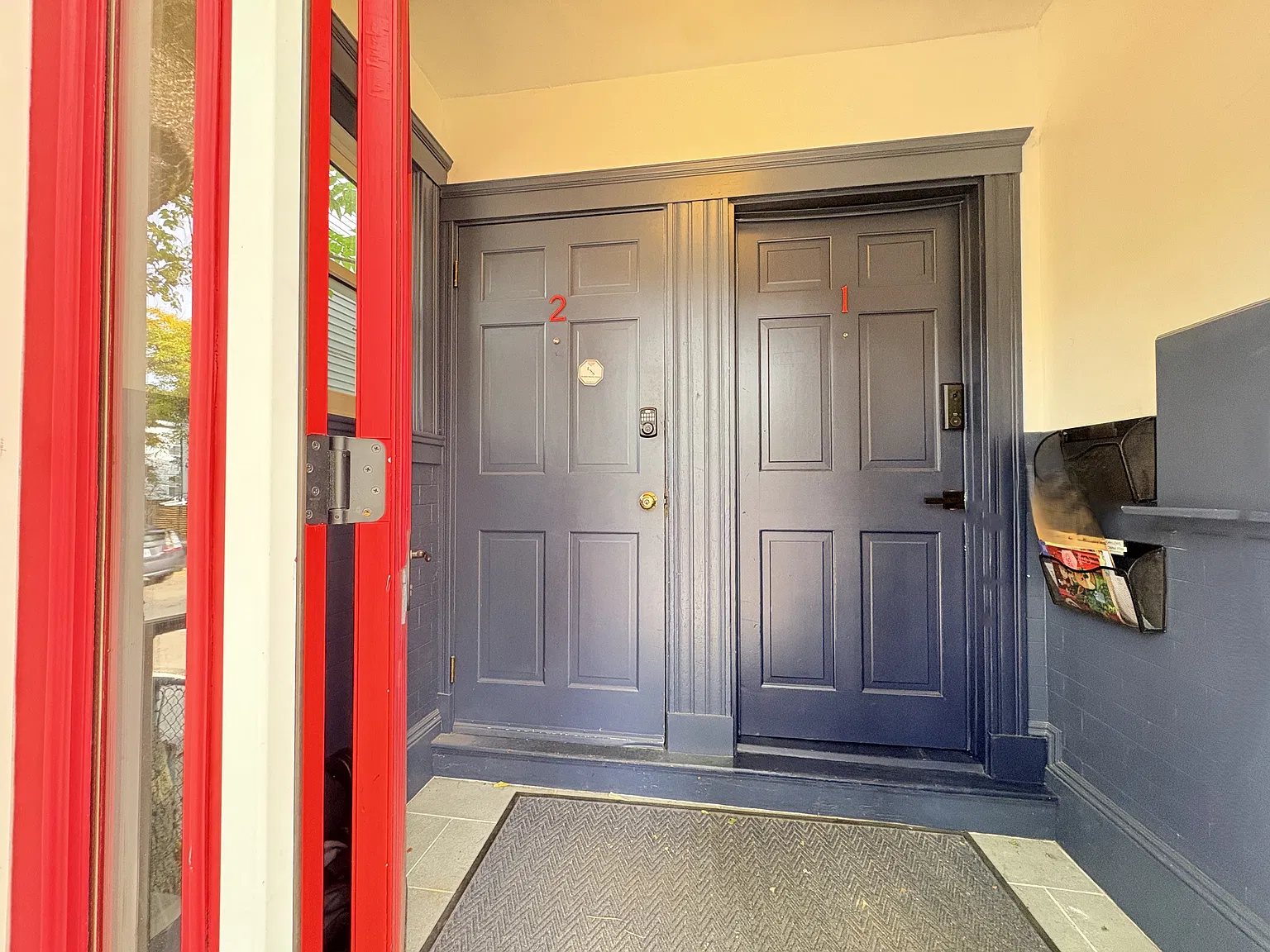 2 bed, 1142 sqft, $3,800 — Photo 2