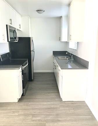 5th image of 16930 Blackhawk St APT 21
