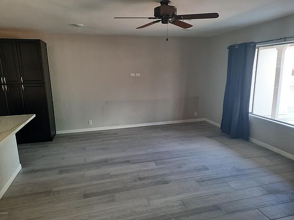 5th image of 3037 E Sells Dr