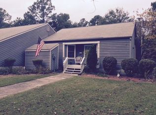 3114 Country Club Rd, New Bern, NC 28562