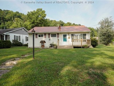 201 Sun Valley Dr, Saint Albans, WV, 25177