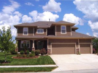 4301 NE Park Springs Ct, Lees Summit, MO 64064